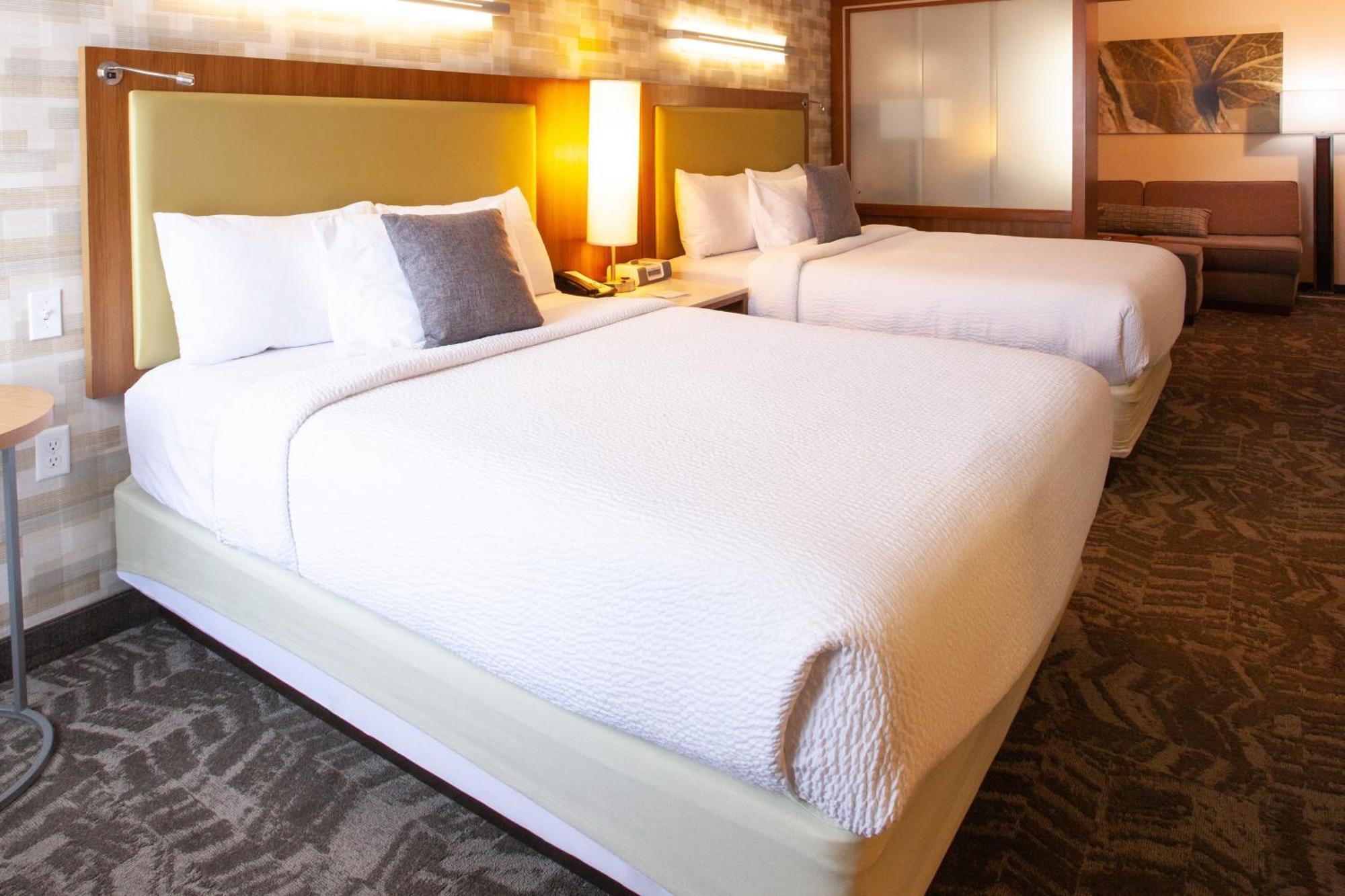 สปริงฮิลล์ สวีท เวนัตชี Hotel ภายนอก รูปภาพ